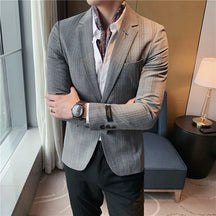 blazer masculino, blazer masculino slim, blazer masculino slim, blazer azul masculino, blazer de linho masculino, blazer bege masculino, blazer cinza masculino, blazer xadrez masculino, blazer branco masculino, blazer de couro masculino, blazer alfaiataria masculino,